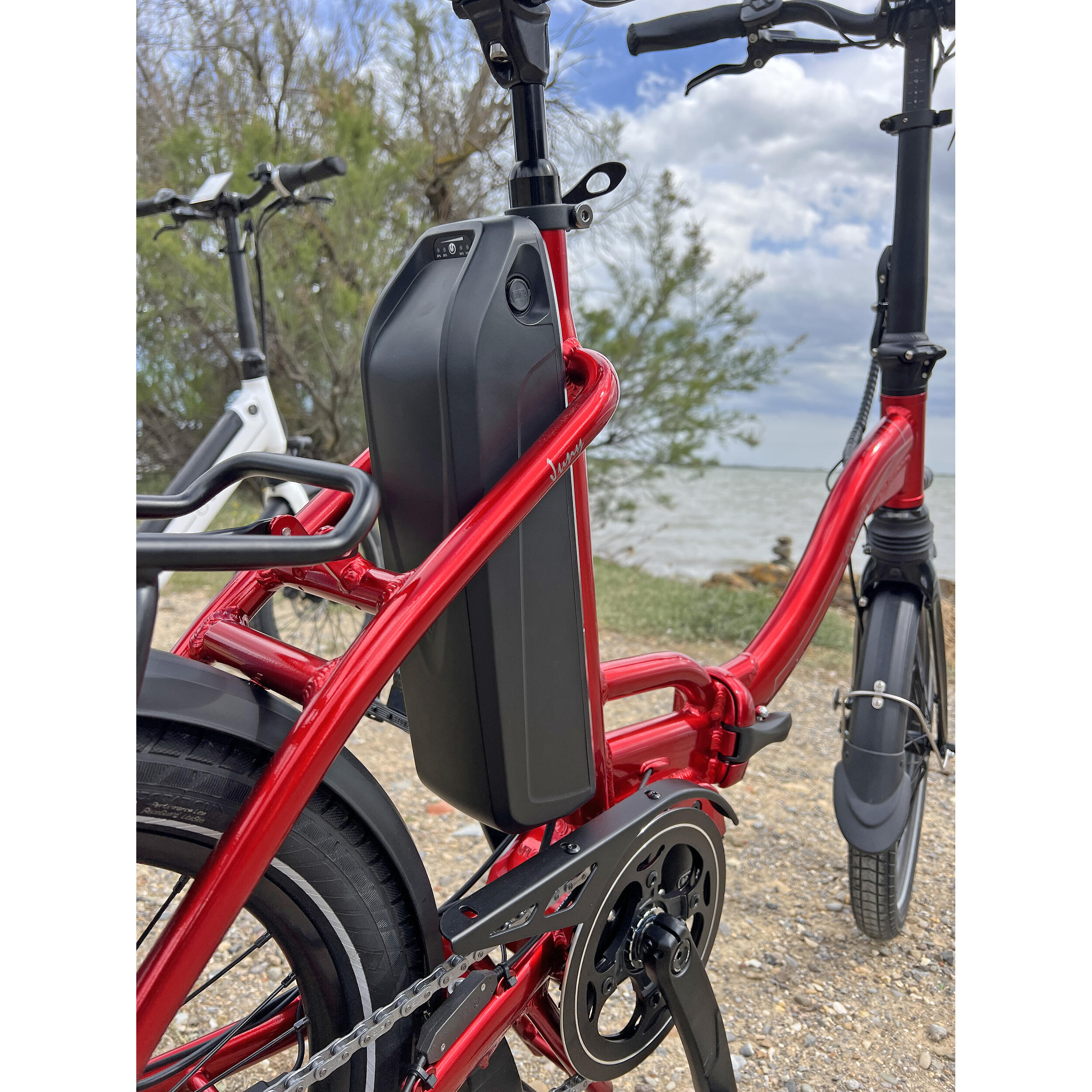 Vélo à assistance électrique pliant JUNY : Rouge 14Ah