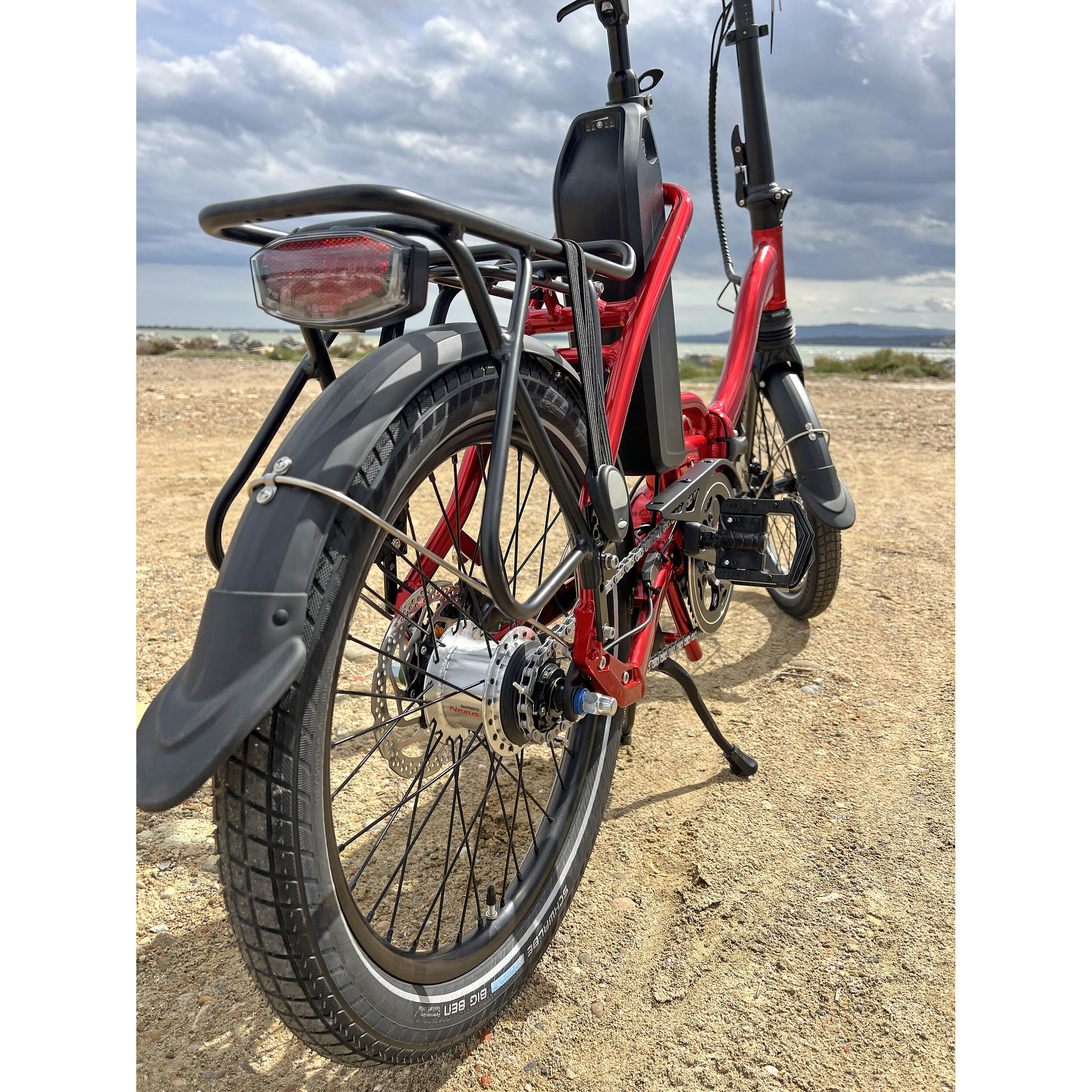 Vélo à assistance électrique pliant JUNY : Rouge 14Ah