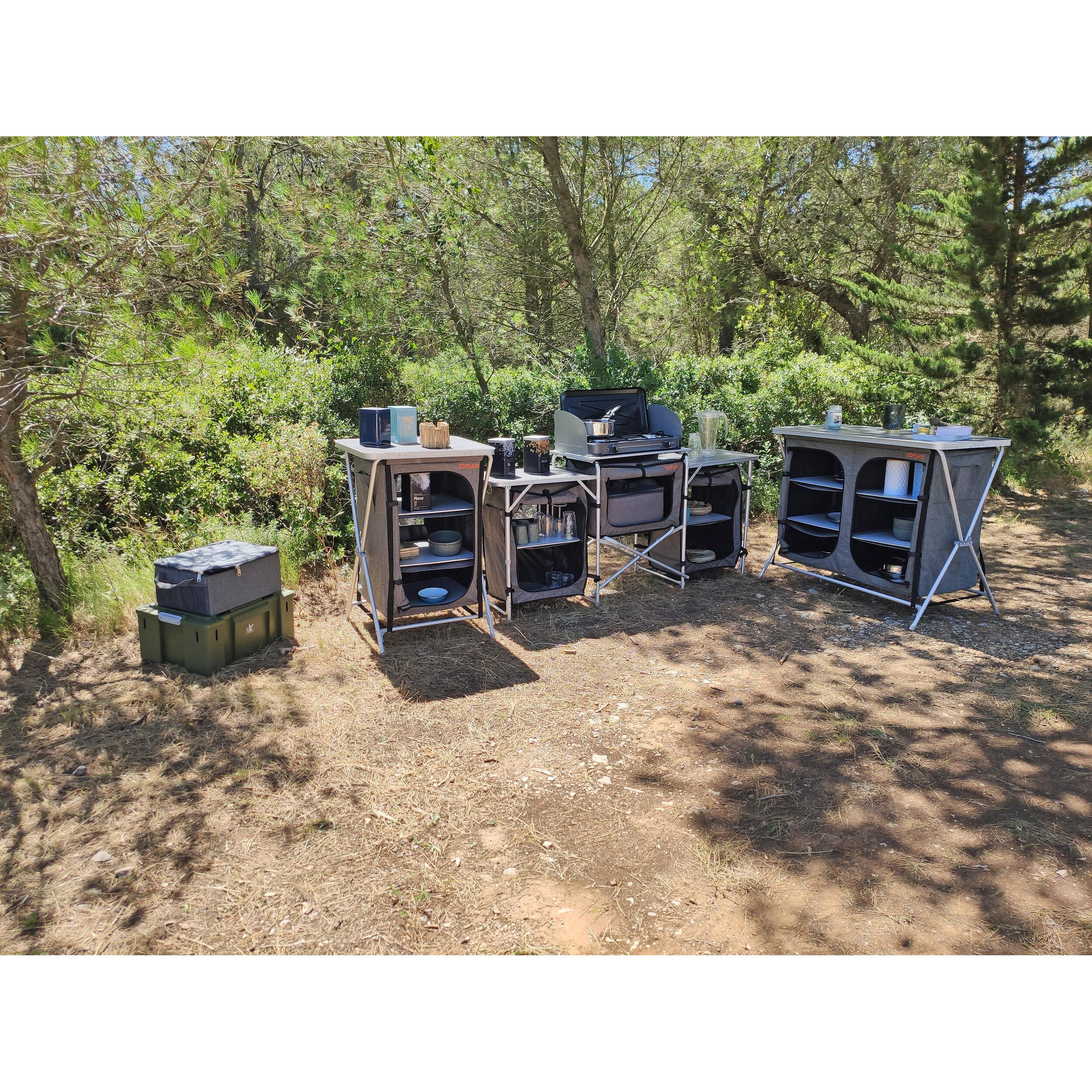 Meuble de rangement : - Modèle : Boréal avec 3 étagères