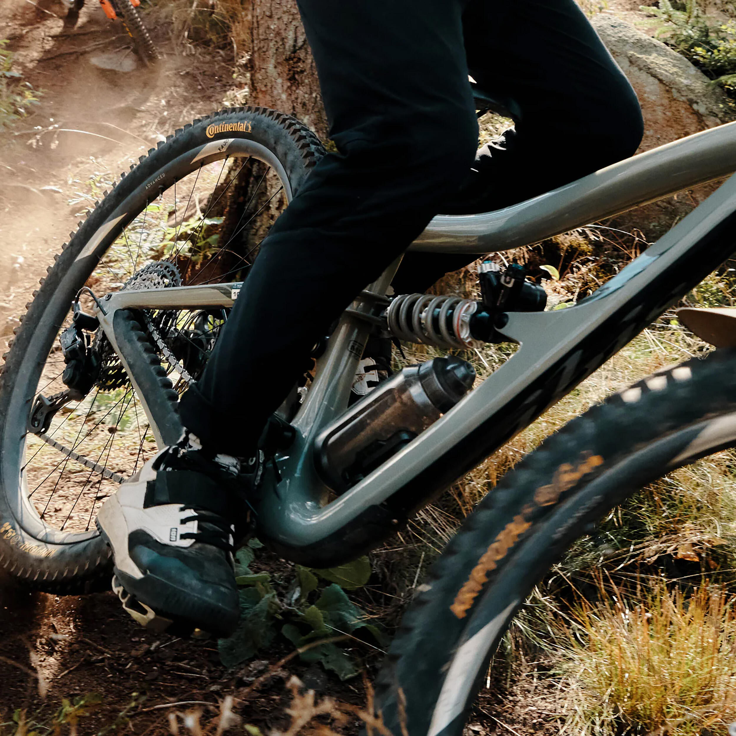 Gourde magnétique pour vélo avec fixation Fidlock