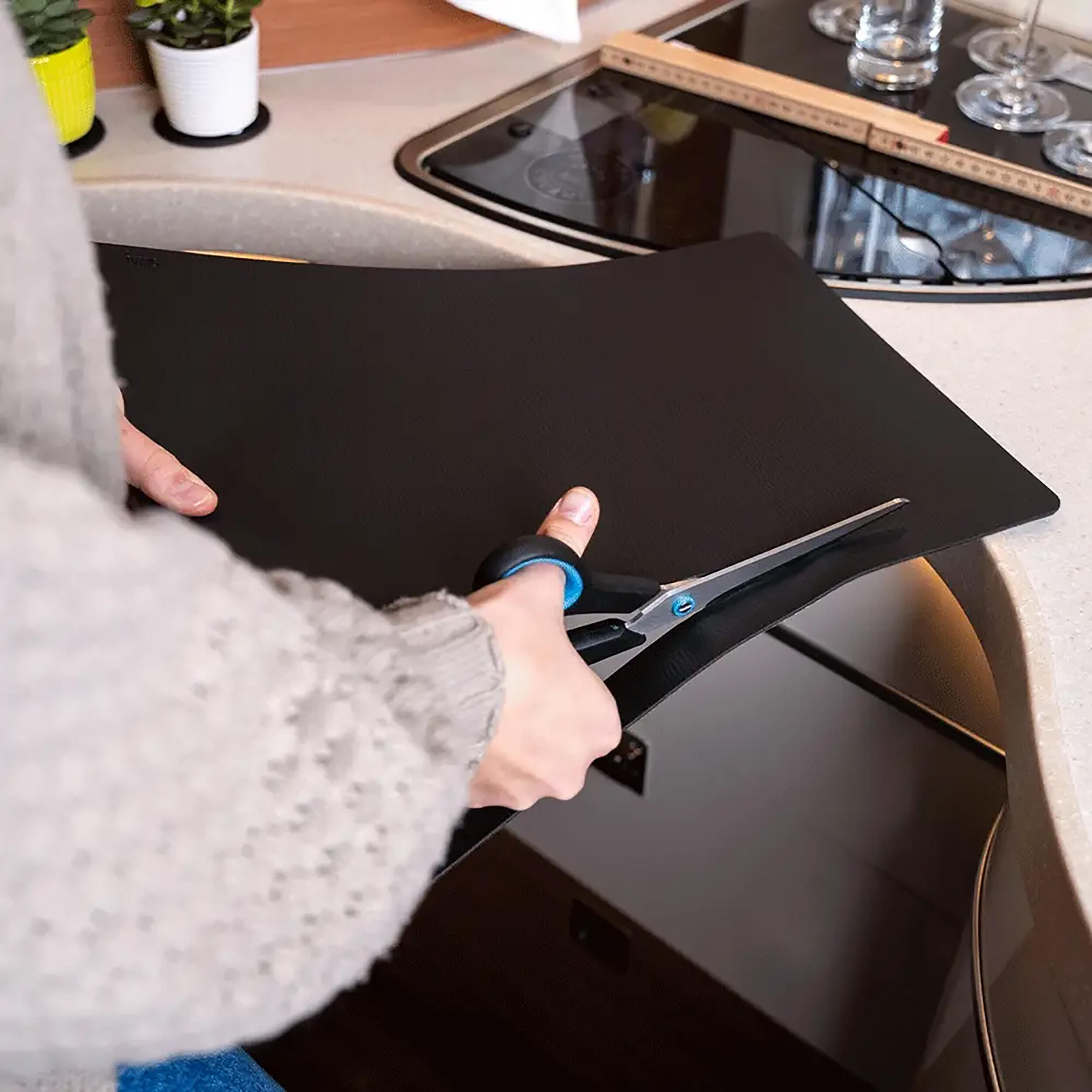 Tapis nano gel métal noir