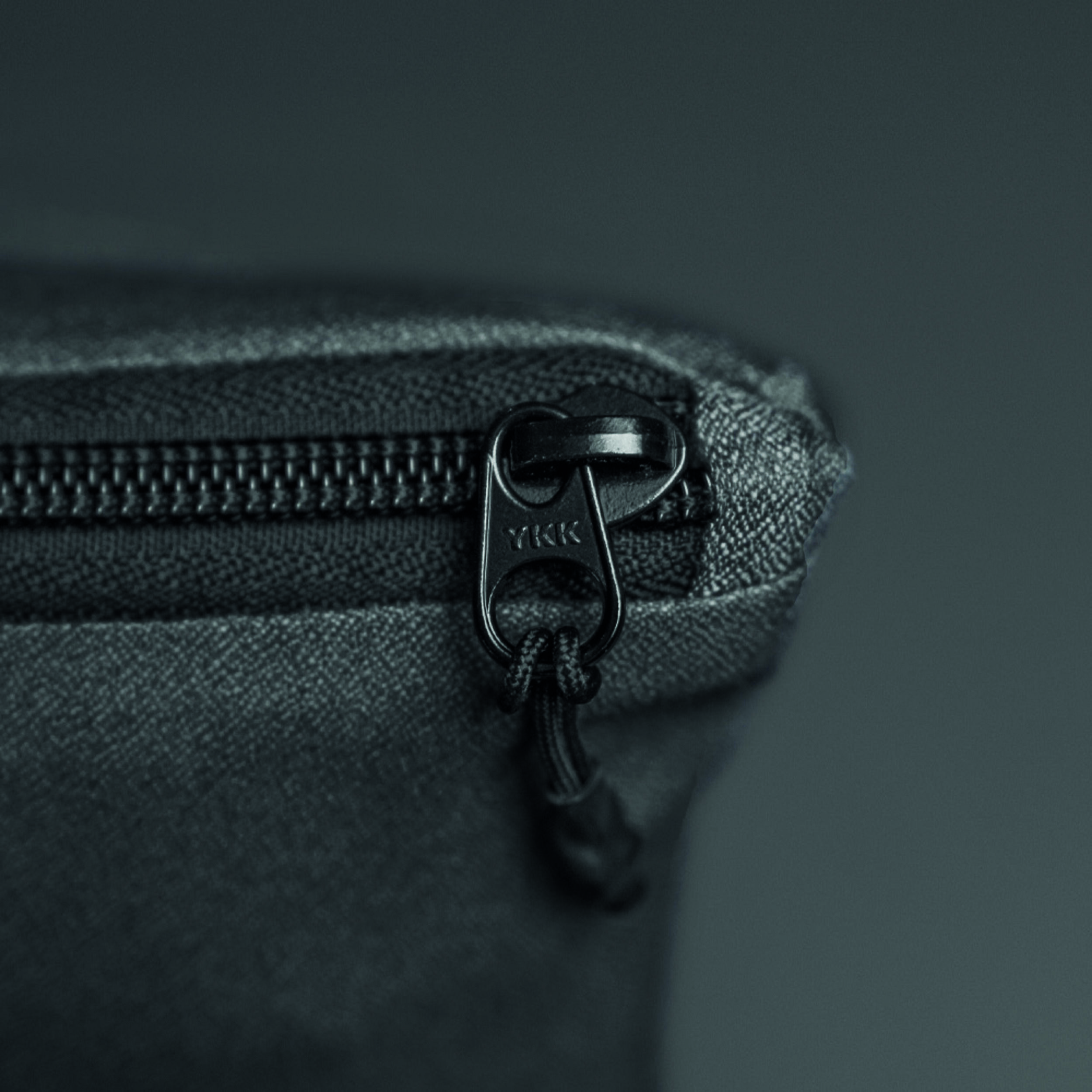 Serviette de plage pliable NanoDry : Anthracite