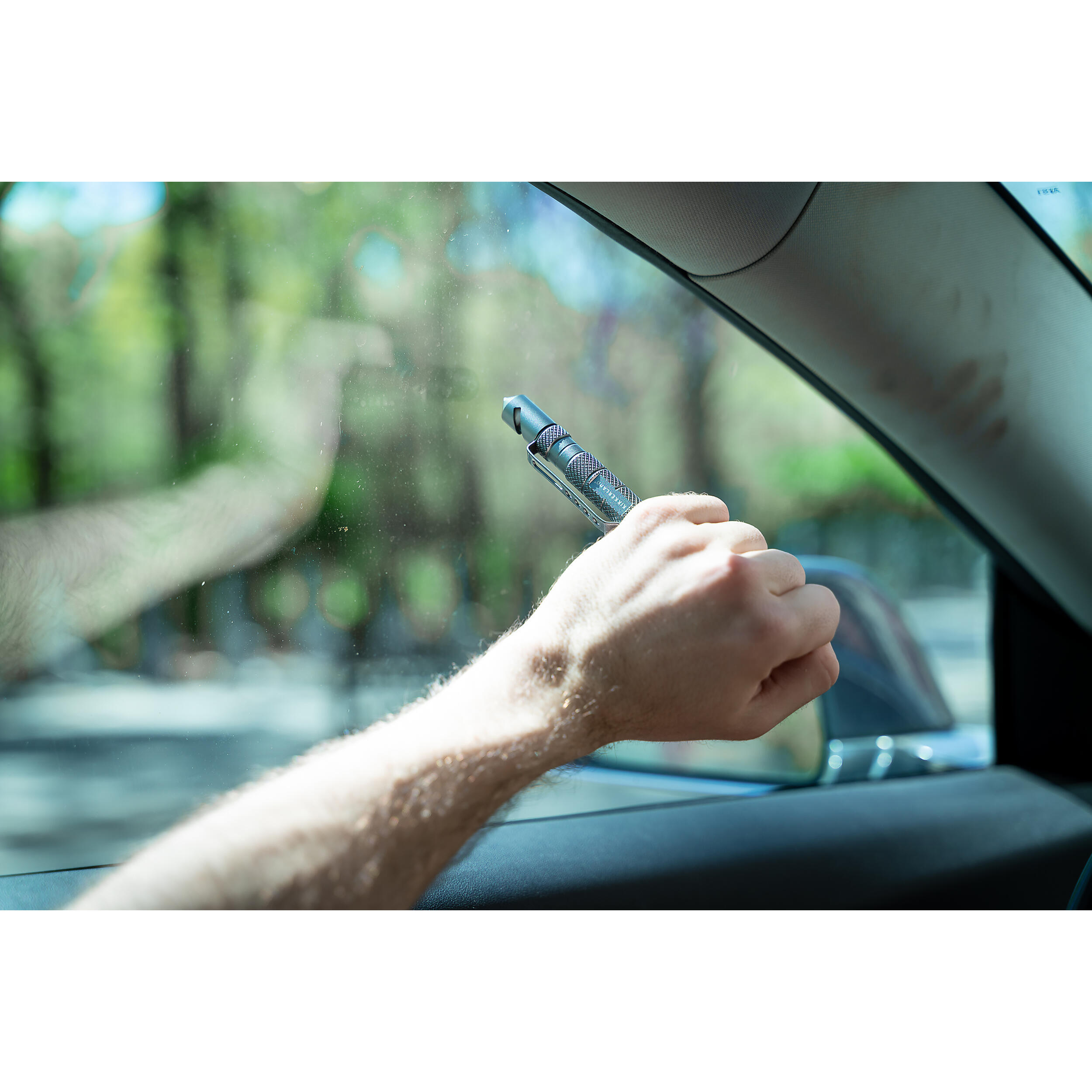 Stylo multifonction d’urgence